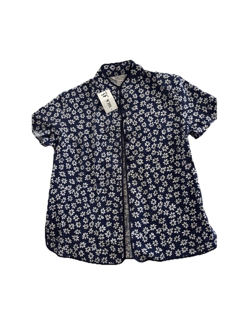 Deluxe Silk Button Up Shirt Shoulder Pads 100% Silk NWT Size L  Navy Blue
